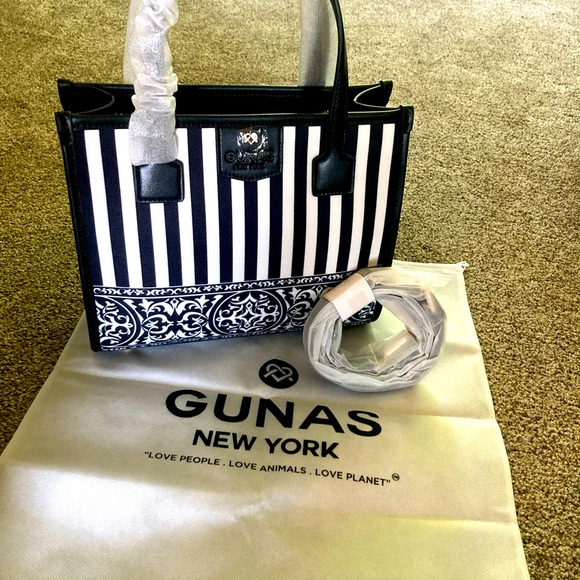 Gunas New York Handbags - NWT Gunas New York Mini Tote style purse Crossbody Strap Dust Bag Oasis Black